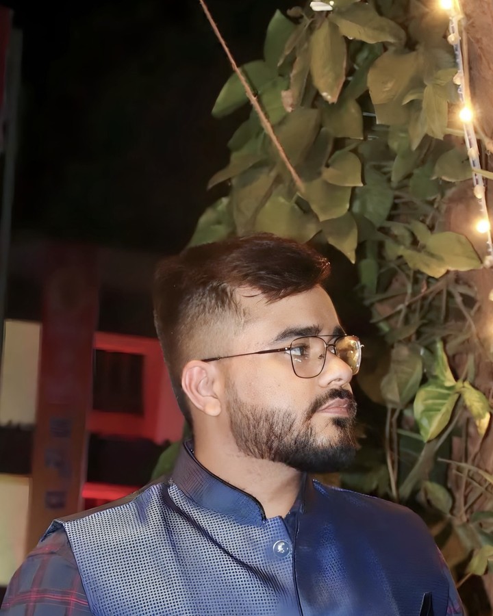 Portrait of Manish Tiwari